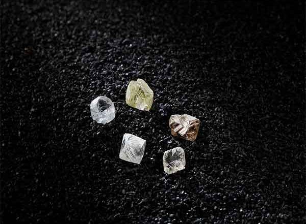 Business News | Colored Diamonds: The Eternal Sparkle of Holi