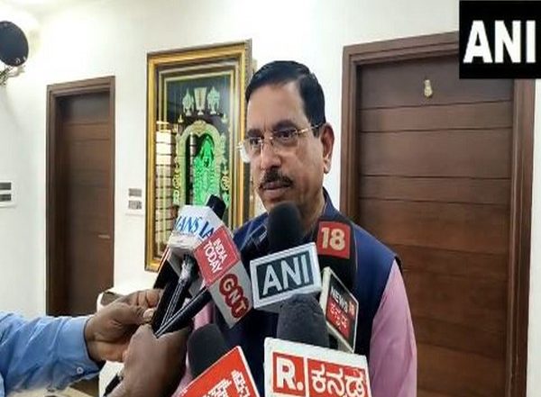 India News | Karnataka: Union Minister Pralhad Joshi Alleges Congress Link in Ranya Rao Gold Smuggling Case