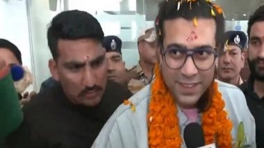 Entertainment News | Jubin Nautiyal Receives Grand Welcome at Dehradun Airport Post IIFA Win