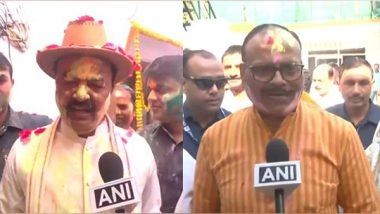 India News | Uttar Pradesh: Brajesh Pathak, Keshav Prasad Maurya Along with Several BJP Leaders Lead Vibrant Holi Celebrations