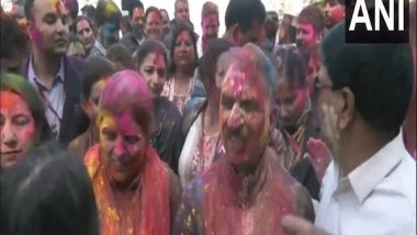 India News | Himachal Pradesh CM Sukhvinder Singh Sukhu Celebrates Holi with Cabinet Colleagues and PCC President Pratibha Singh