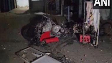 India News | Jharkhand: Clashes Erupt During Holi Procession, Vehicles Torched