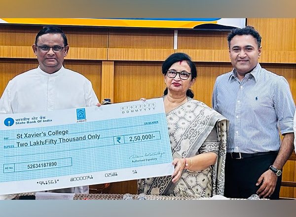 Business News | Min. Chandrima Bhattacharya on Behalf of Ekannoborti Celebrating Womanhood with Hospitality Studies: An Initiative by Xaviers & Chowman