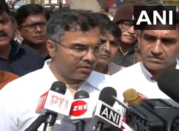 India News | New Delhi: Rohtak Road Transferred to NHAI, PwD Minister Inspects Drain at Peera Garhi-Tikri Border