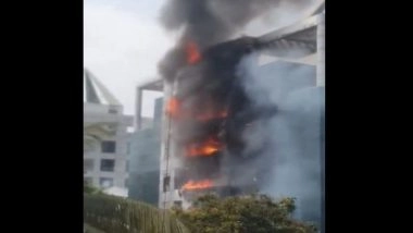 India News | Maharashtra: Fire Breaks out at Commercial Building in Pune
