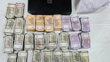 India News | Punjab Police Apprehends Two Hawala Operators; Recovers over Rs 17 Lakh Cash, Laptop
