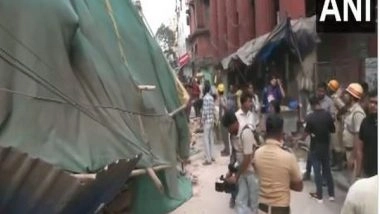 India News | Bengal: One Injured as Part of House Collapses in Kolkata's Muktaram Babu Street