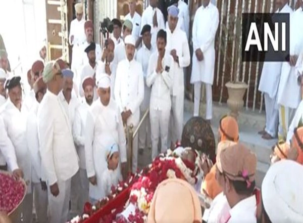 India News | Rajasthan: Tributes Paid to Head of Erstwhile Royal Family of Udaipur, Arvind Singh Mewar