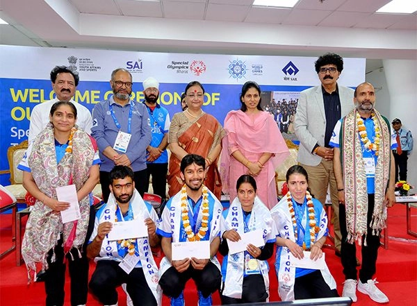 Sports News | India Celebrate Triumph of Athletes Returning from Special Olympics World Winter Games 2025
