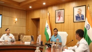 India News | Assam CM Reviews Distribution of Sanction Letters for First Instalment of Funds to Beneficiaries Under PMAY-G