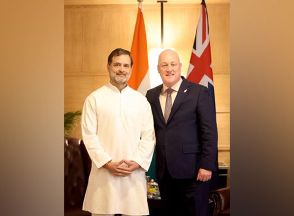 India News | Congress Leader Rahul Gandhi Calls on New Zealand PM Christopher Luxon in Delhi