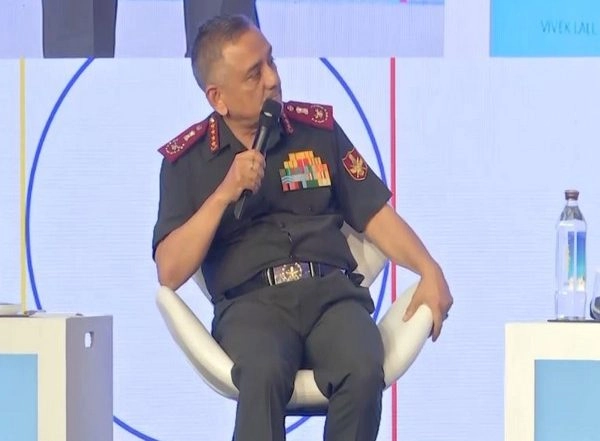 World News | Technology Can Be Enabler but It Cannot Replace People: CDS Anil Chauhan