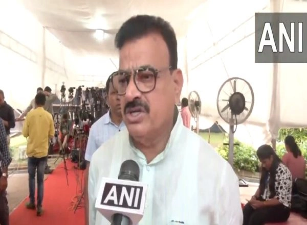India News | Shiv Sena (UBT)'s Bhaskar Jadhav Condemns Nagpur Violence, Says Govt Should Take Strict Action