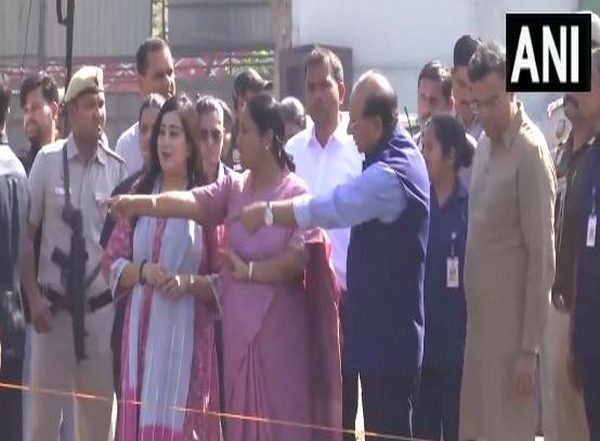 India News | Delhi LG VK Saxena, CM Rekha Gupta Inspect Sunheri Pul Drain Covering Work