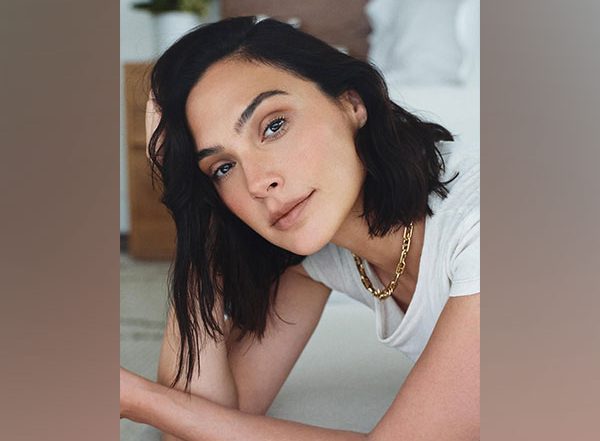 Entertainment News | Gal Gadot Honoured with Hollywood Walk of Fame Star, Celebrates with Husband Daughter