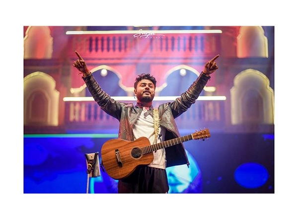 Business News | Raj Barman's Latest Song, Zindagi Jeene De Na, Will Take You on an Emotional Roller Coaster