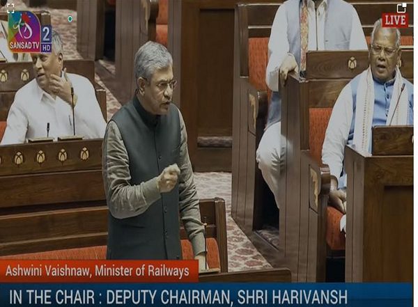 India News | Indian Railways Has Special Provision of Lower Berths for Senior Citizens, Women & Specially-abled: Ashwini Vaishnaw
