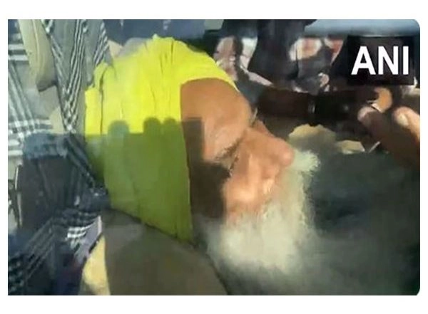 India News | Punjab Police Shifts Farmer Leader Jagjit Singh Dallewal from PIMS Jalandhar to Another Hospital