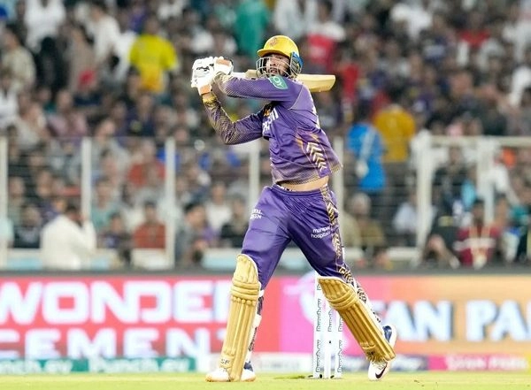 Sports News | IPL 2025: KKR's Venkatesh Recalls Shah Rukh Khan's Advice, Says He Focuses on the Present