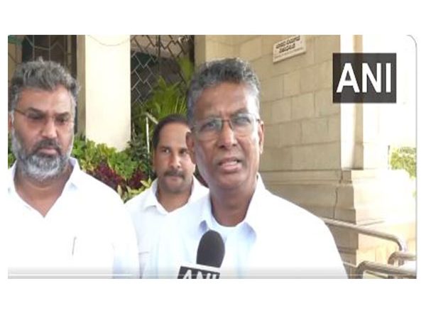 India News | Karnataka Minister Satish Jarkiholi Reveals Failed Honey Trap Attempt, Demands Investigation