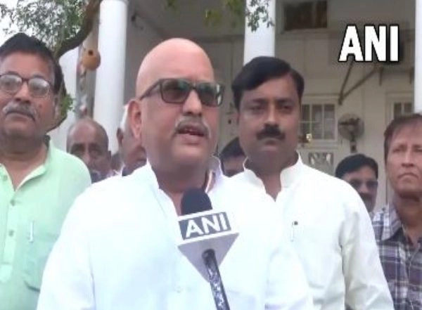 India News | Congress' Ajay Rai Urges Sparrow Conservation, Says Political Parties Must Focus on Environmental Issues Too