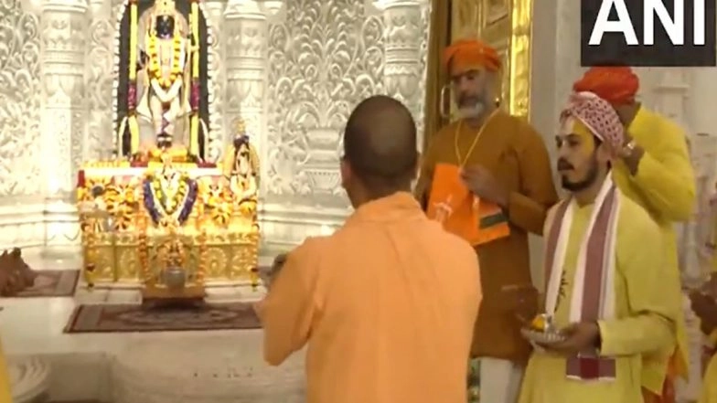 India News | Uttar Pradesh CM Yogi Adityanath Offers Prayers at Ram Mandir in Ayodhya