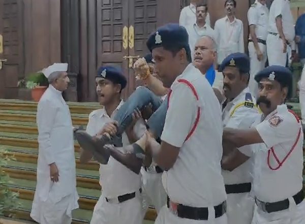 India News | Karnataka Assembly: 18 BJP MLAS Suspended Amid Ruckus; House Marshals Remove MLAs
