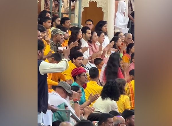 Entertainment News | Varun Dhawan, Pooja Hegde Attend Ganga Aarti in Rishikesh