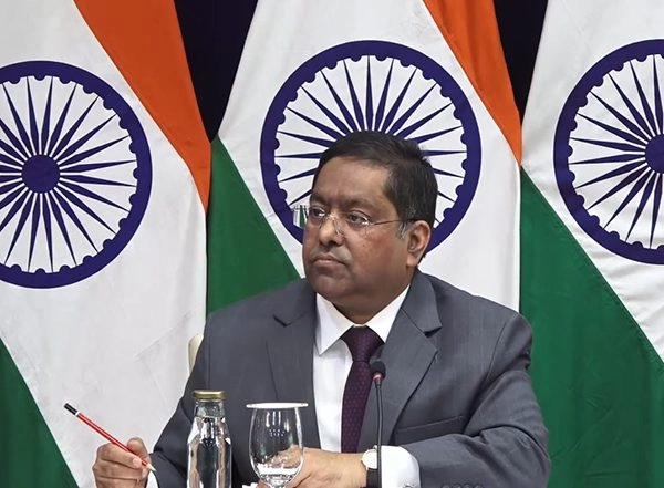 World News | Support for a Wanted Individual Speaks for Itself: India Slams Pakistan for Hosting Fugitive Zakir Naik