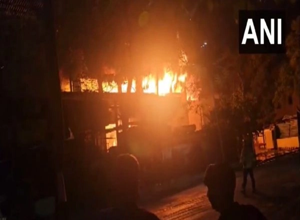 India News | Massive Fire Breaks out in Mumbai, No Casualties Reported