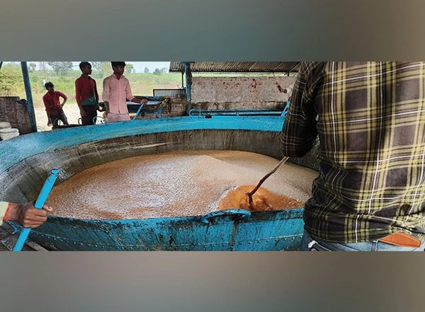 Business News | In a First, Muzaffarnagar's GI-tagged Jaggery Exported to Neighboring Bangladesh