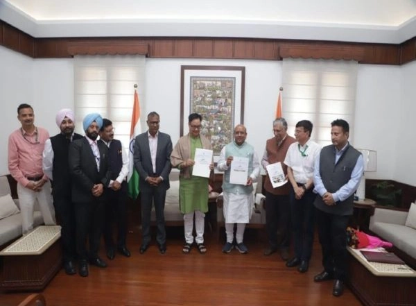 India News | Delhi Assembly Goes Paperless: Centre, GNCTD, and Secretariat Sign MoU for NeVA