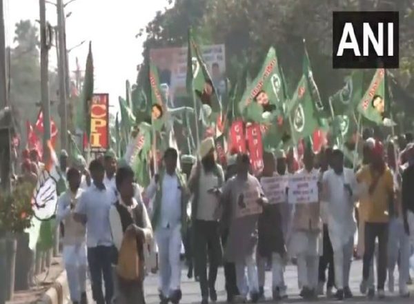 India News | Bihar: Opposition Protest Against CM Nitish Kumar over His Behaviour During National Anthem