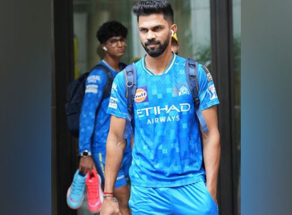 Sports News | IPL 2025: Chennai Super Kings Win Toss, Opt to Bowl Against Mumbai Indians