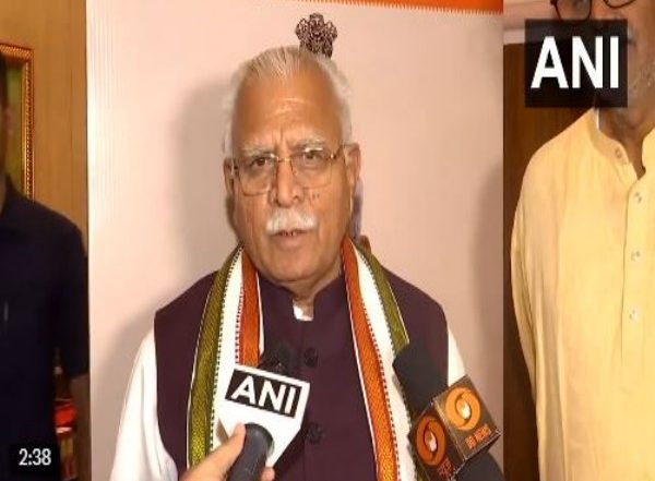 India News | Union Minister Manohar Lal Khattar Praises Power, Urban Housing Departments' Progress