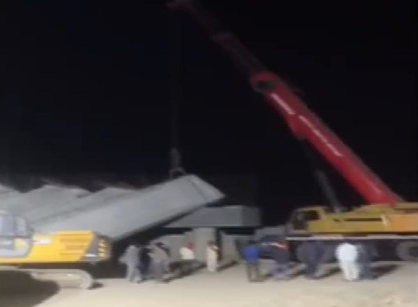 India News | Pillar of Under-construction Delhi-Dehradun Expressway Collapses in Saharanpur, Two Workers Injured