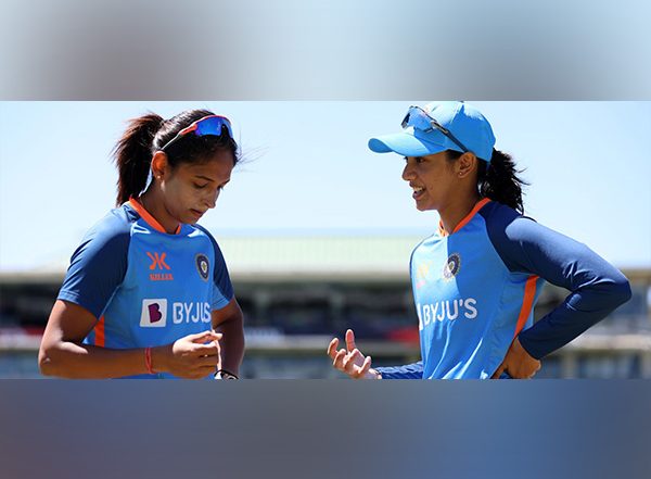 Sports News | BCCI Announces Women's Central Contracts for 2024-25; Harmanpreet, Deepti, Smriti Get Grade A