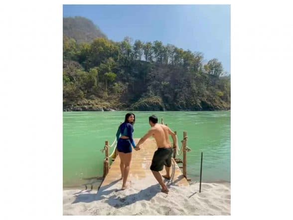 Varun Dhawan, Pooja Hegde Announce Rishikesh Wrap of ‘Hai Jawani Toh Ishq Hona Hai’ in Adventurous Style by Jumping Into Ganga – WATCH | Morning Tidings