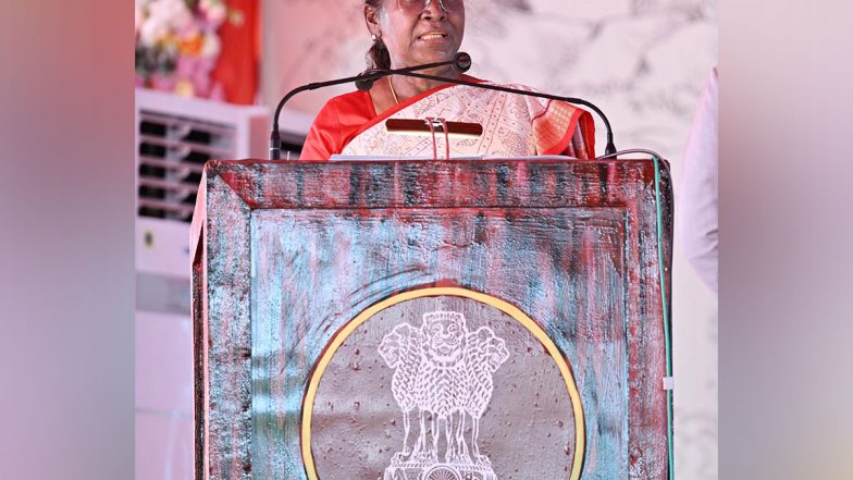 India News | President Murmu Makes Darshan at Lord Nilamadhab Temple in Odisha