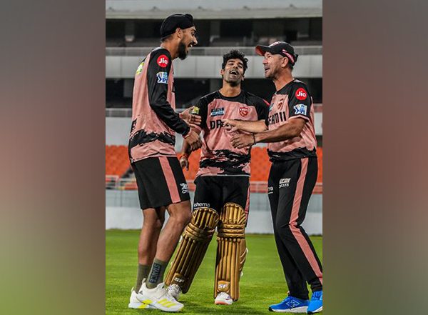 Sports News | Not Sure Yet Who Opens, Focus on Right Combination: PBKS' Haddin Ahead of Gujarat Titans Clash