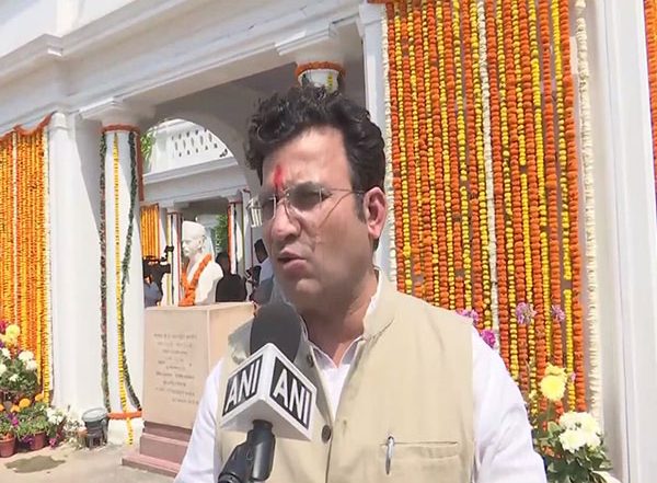 India News | Delhi BJP MLA Ravinder Singh Negi Asks Meat Shops to Close on Tuesday During Navratri