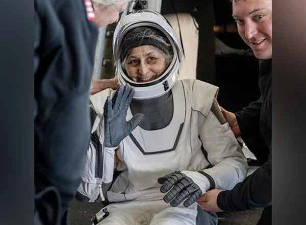 India News | Lucknow Municipality Passes Resolution to Rename Road After Sunita Williams