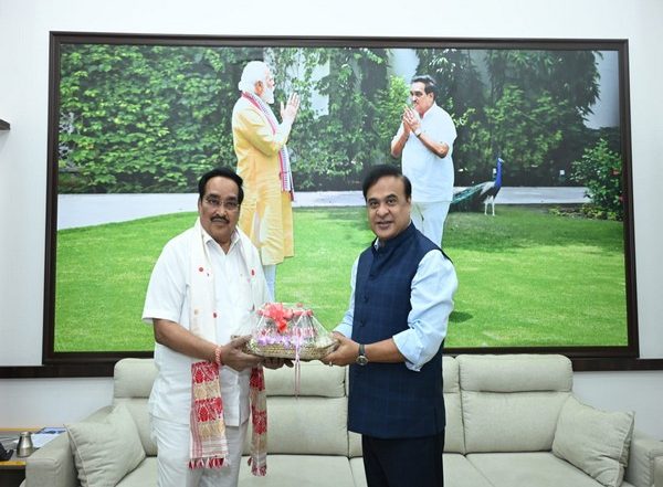 India News | Assam CM, Union Minister Jal Shakti, Discusses Plans to Rejuvenate Silsako Wetland, Jal Jeevan Projects