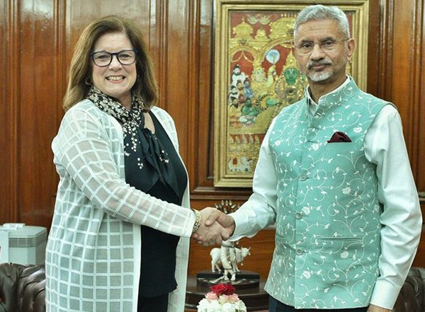 World News | Jaishankar, US Chamber of Commerce CEO Clark Hold Talks on Deepening Trade and Investments