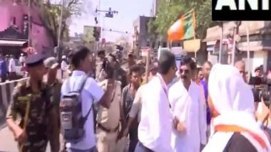 India News | Ranchi: Police Detain BJP Leaders Protesting Against Murder of Anil Tiger