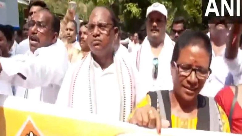 India News | Congress Intensifies Its Protest on Crime Against Women in Odisha