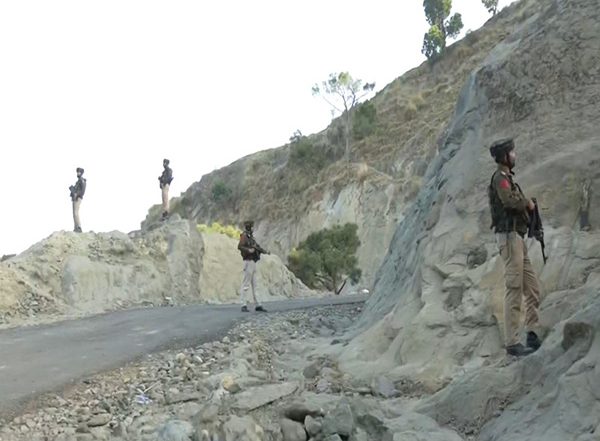 India News | 1 Police Personnel Killed in Encounter with Terrorists in J-K's Kathua