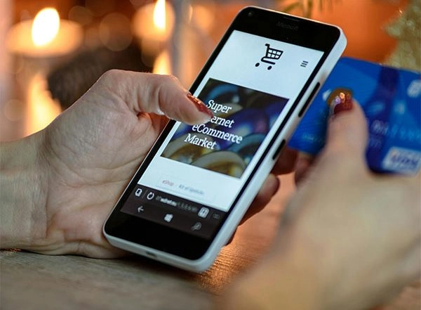 Business News | Quick-Commerce Must Adapt Beyond Major Metros to Sustain Profitable Growth: Bain & Flipkart Report