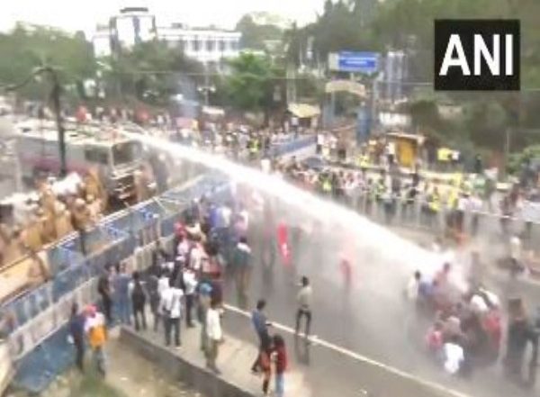 India News | West Bengal: DYFI Cadres Hold Protest in Siliguri Alleging Corruption and Demanding Employment