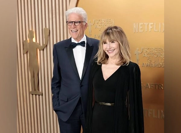 Entertainment News | Mary Steenburgen Joins Husband Ted Danson for 'A Man On the Inside' Season 2